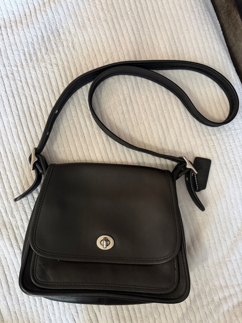 Coach Black Leather Turn-Lock Crossbody Bag - Picture 2 of 14